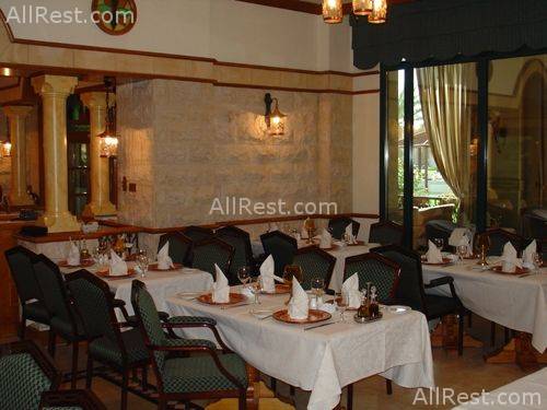 Al Ain Rotana 10